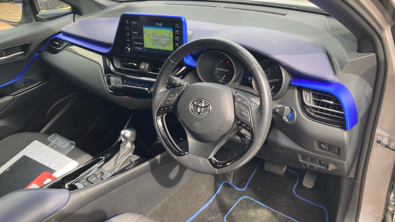 Toyota C-HR 1.8 Hybrid Dynamic 5dr CVT Hybrid Hatchback